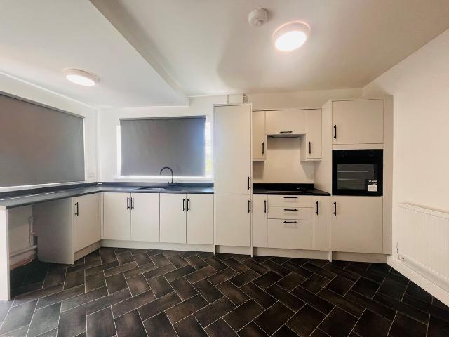 Hunloke Road, Chesterfield S42, 3 bed property to rent, £895 pcm | PrimeLocation
