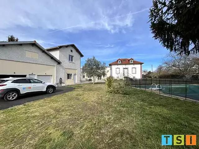 Huos 31210 Achat / Vente maison 13 pièces t13 piscine terrasse