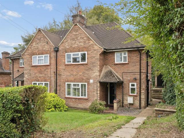 Hubbards Road, Chorleywood WD3, 1 bed maisonette to rent, £1,350 pcm | PrimeLocation