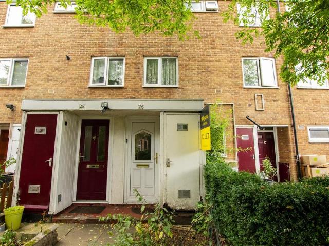 Hubert Croft, Birmingham B29 4 bed apartment to rent £693 pcm £160 pw