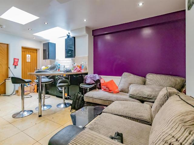 Hubert Road, Birmingham, West Midlands B29, 6 bed shared accommodation to rent, £481 pcm | PrimeLocation