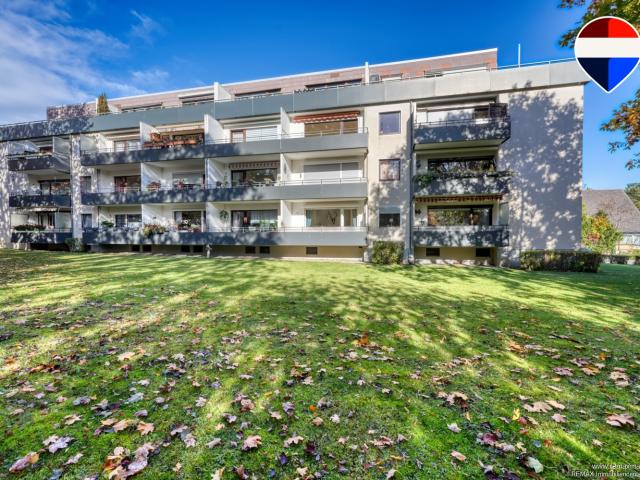Hübsche kleine 2 Zimmer Wohnung mit großem Balkon