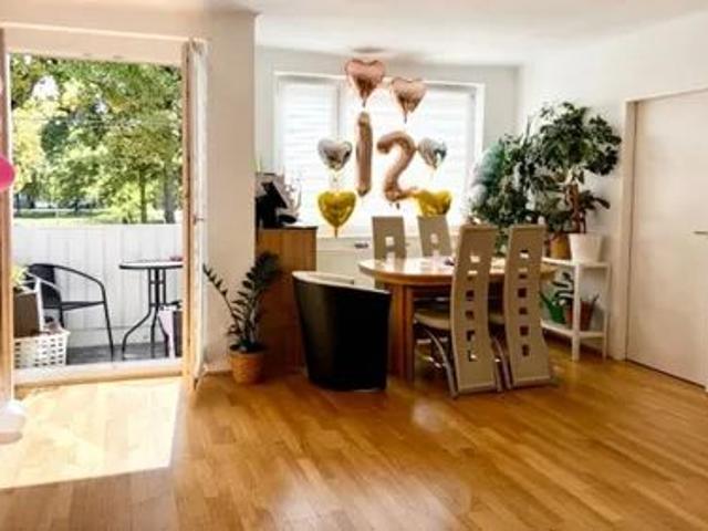 Hübsche, sonnige 2 Zimmerwohnung mit Grünblick, kleine Loggia, Topzustand, Nähe Floridsdorfer Spitz, Linien 30 + 31, S Bahn, U6!