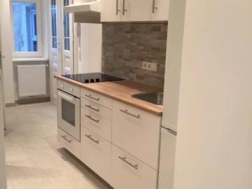 Hübsche 1 1/2 Zimmerwohnung Nähe Laxenburgerstraße!