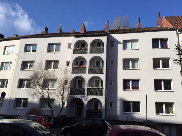 Hübsche 1 Zimmer Wohnung mit Balkon!