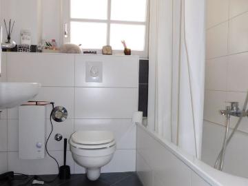 Hübsche 2 Zi. Whg. mit kleiner Loggia im Zooviertel