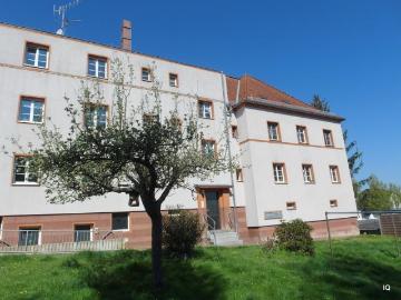 Hübsche 2 Zimmer Wohnung im 1.OG mit Laminatboden * Gartenmitnutzung möglich