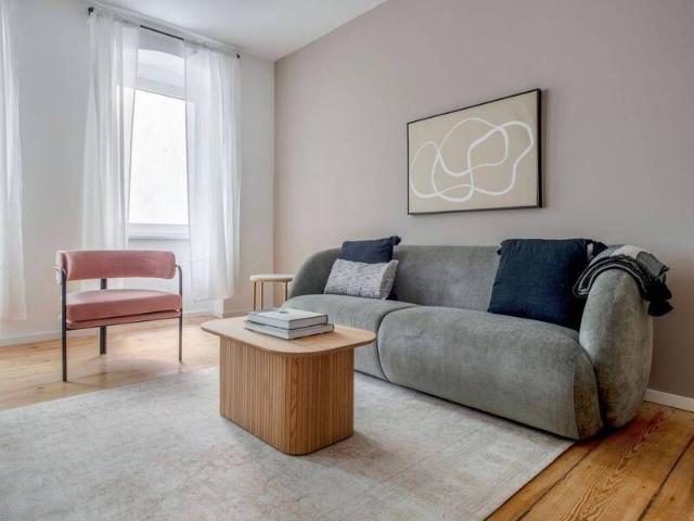 Hübsche 2 Zimmer Wohnung in Charlottenburg voll möbliert