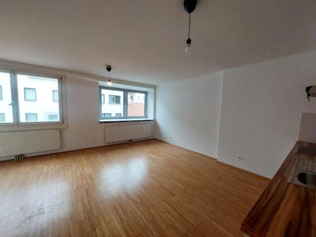 Hübsche 2 Zimmer Wohnung in der Muhrengasse