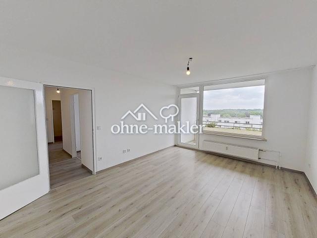 Hübsche 2 Zimmer Wohnung mit modernem Wannenbad, großem BALKON & tollem Ausblick