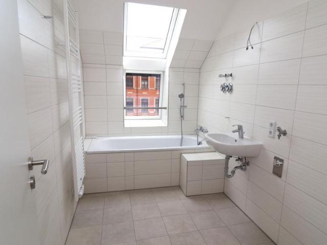 Hübsche 2 Zimmer Wohnung mit Balkon in bester Kaßberg Lage