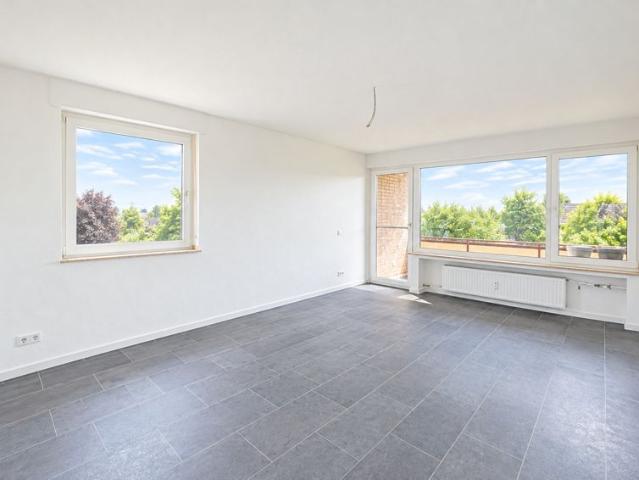 Hübsche 3 Zimmerwohnung mit Blick ins Grüne an der Grenze zu KR Hüls