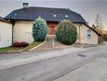 Hübsches Haus in lebenslanger Rente ohne Rente bewohnt