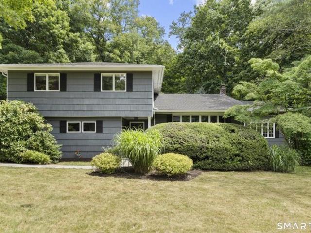 Huckleberry Dr S, Norwalk, Home For Sale