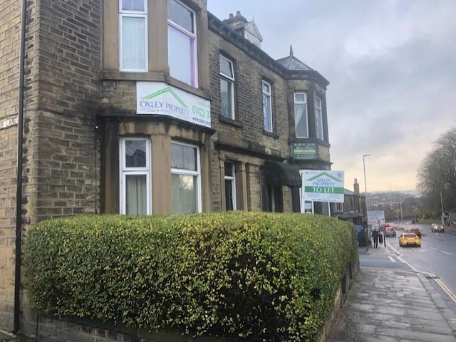 Huddersfield Road, Salterhebble. 1 bed in a house share to rent £400 pcm £92 pw