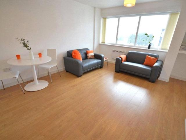 Hudson Court, 54 Broadway, Salford, M50 2UF