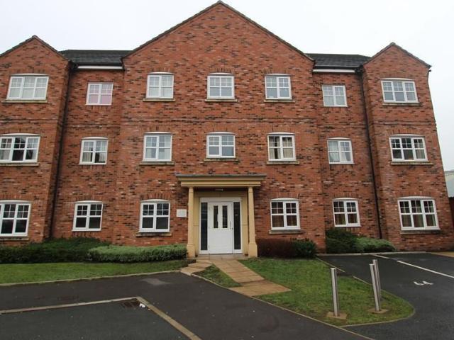 Hudson Close, Bolton BL3, 2 bed flat to rent, £825 pcm | PrimeLocation