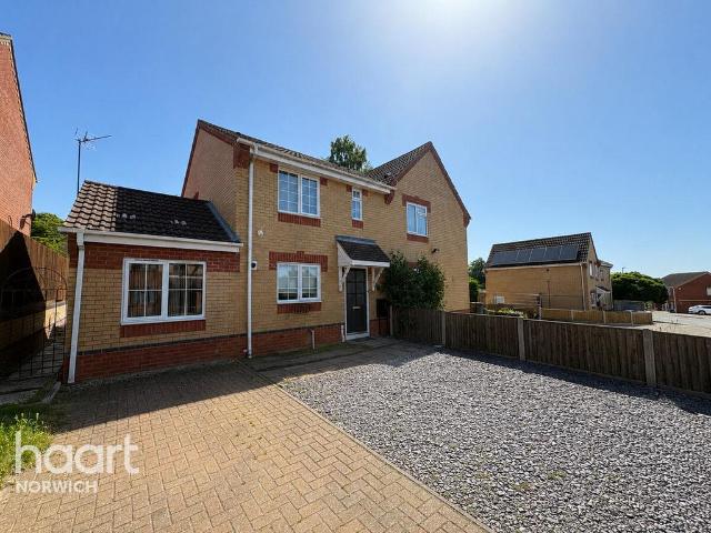 Hudson Way, Norwich 4 bed semi detached house to rent £1,395 pcm £322 pw