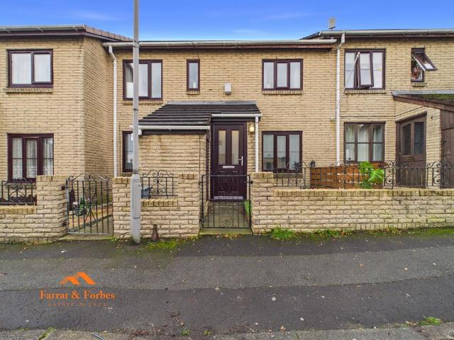 Hufling Court, Burnley BB11 2 bed flat to rent £575 pcm £133 pw