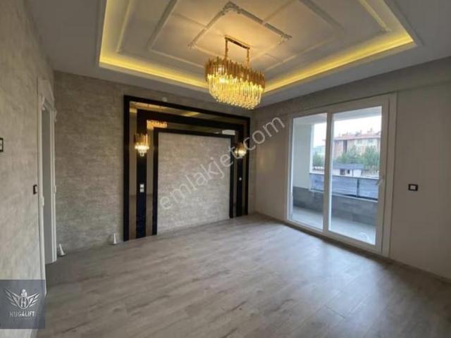 Hugalift 'ten Üçkuyular Merkezde Kiralık Lüx Daire 3*5+1