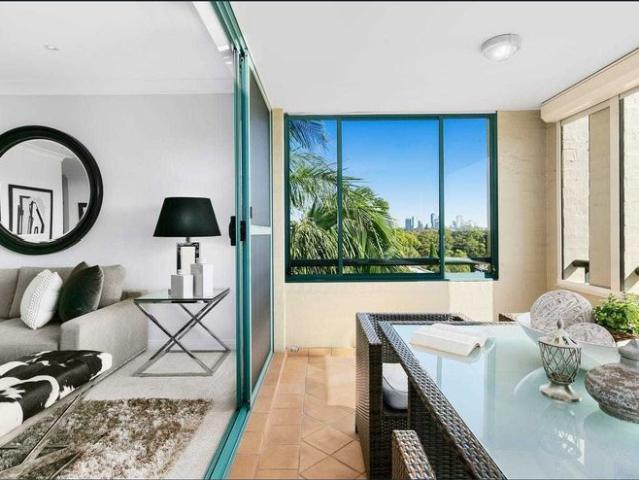 Huge North Facing 3 Bedroom Penthouse in Northbridge