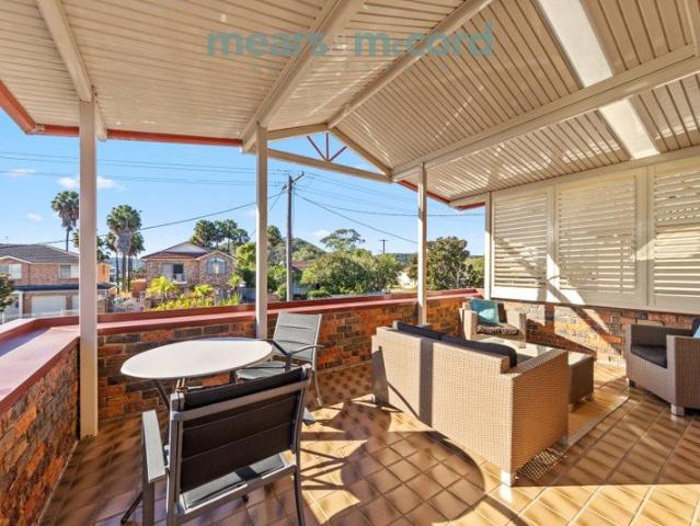 HUGE AFFORDABLE TOWNHOUSE !