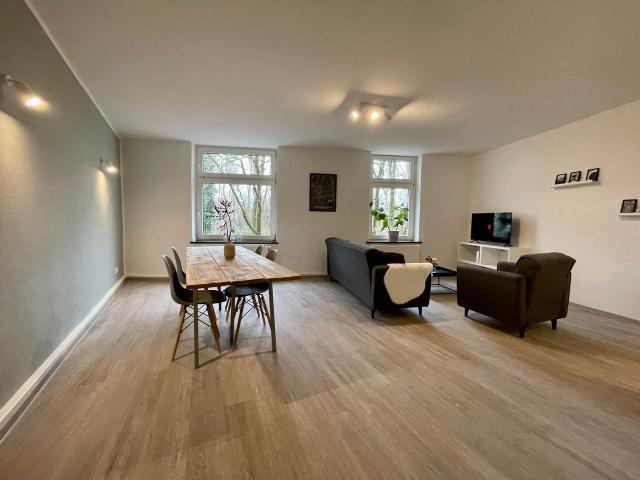 Huge and comfy apartment in the beautiful Kaiserviertel at the Ostpark in Dortmund, Dortmund Amsterdam Apartments for Rent