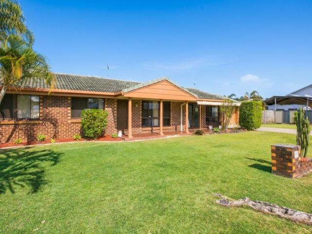 HUGE BLOCK CORNER BLOCK, SOUGHT AFTER LOCATION