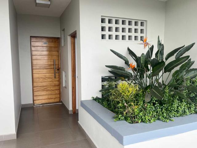 Huge Classy 3 bedroom near Umhlanga Beach