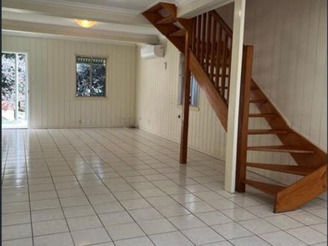 HUGE COLONIAL HOME AVAILABLE NOW