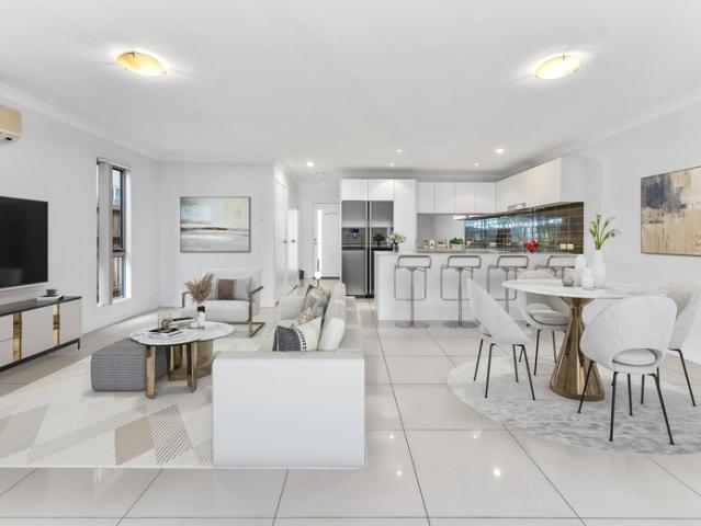 Huge, Contemporary Duplex Style 4 Beds Townhome. Walk to the Beautiful Lakewood Avenue Park!