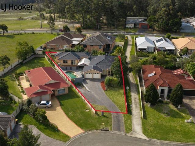 Huge Dual Living/ Family Home