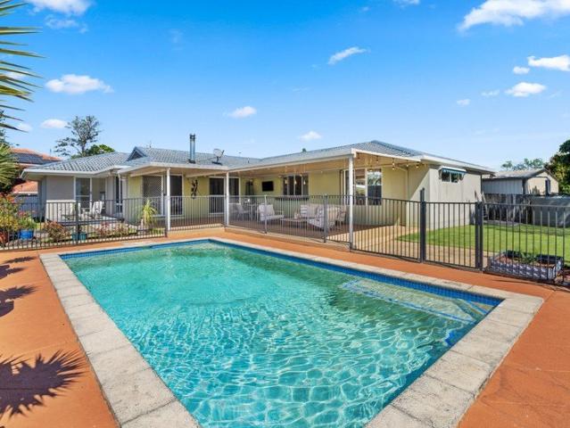 Huge Family Home on a Flat, Usable Block!
