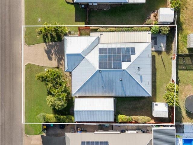 Huge Family home huge shed