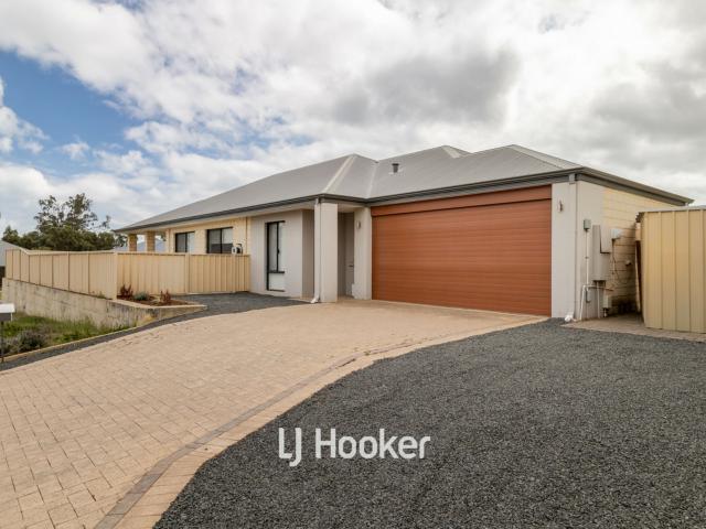 Huge Family Home in a Sought After Coastal Location
