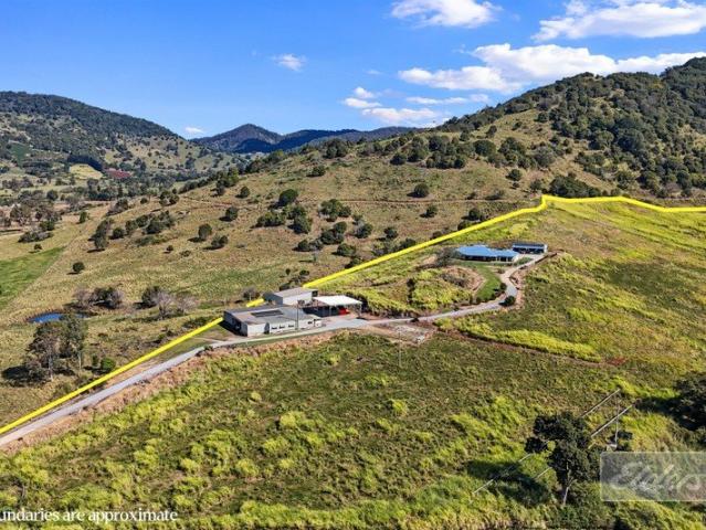Huge Family Home, Stunning Views and Potential Income!