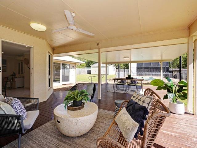 HUGE FAMILY HOME WITH POOL AND TWO BAY SHED