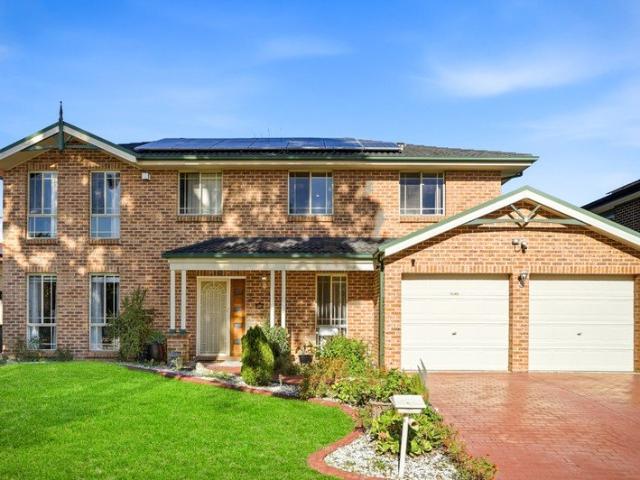 Huge Family Home Woodcroft's Finest