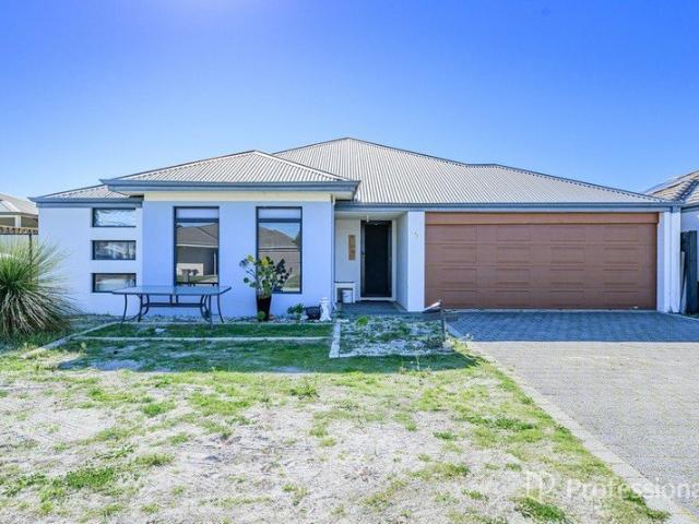 Huge House, Huge Block, Side Access!
