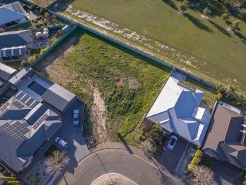 Huge Land Holding in the Heart of Town