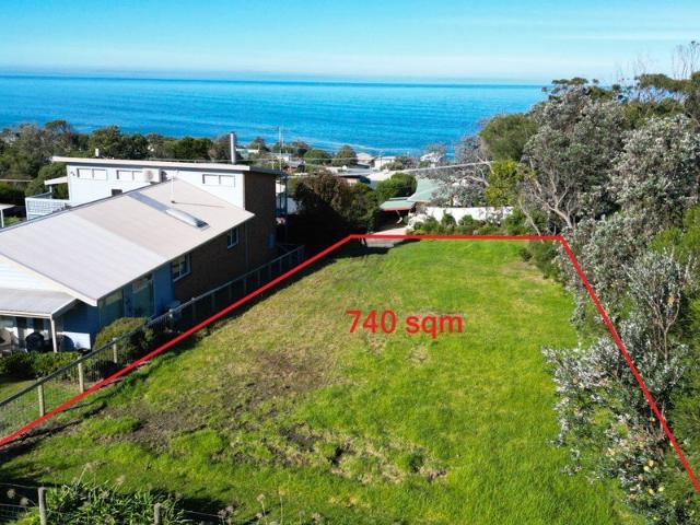 HUGE POTENTIAL GENEROUS LAND PARCEL WITH OCEAN VIEWS READY TO BUILD