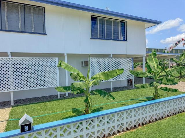 HUGE RENOVATED UNIT ACROSS FROM THE BEACH