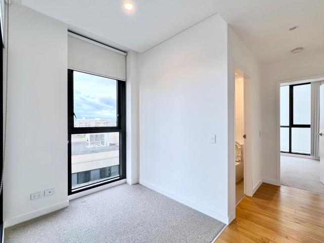 Huge Study & Close to Epping Station & Quiet & Secure