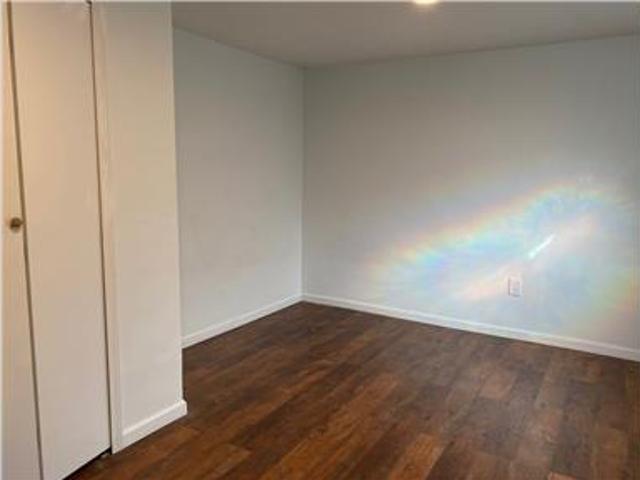 Huge Single Rooms