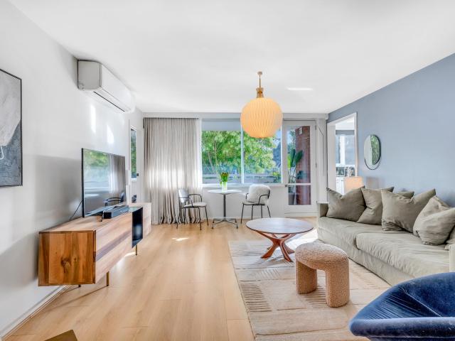 Huge Three Bedroom Apartment