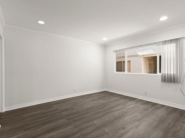 Huge Three Bedroom Available in West Hollywood 2 Bedroom Apartment for Rent at 547 N Flores St, West Hollywood, CA 90048 West Hollywood