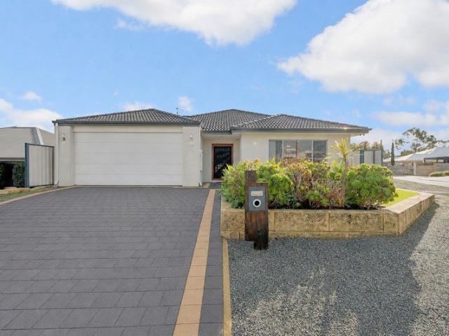 HUGE VALUE ON A BIG FAMILY BLOCK