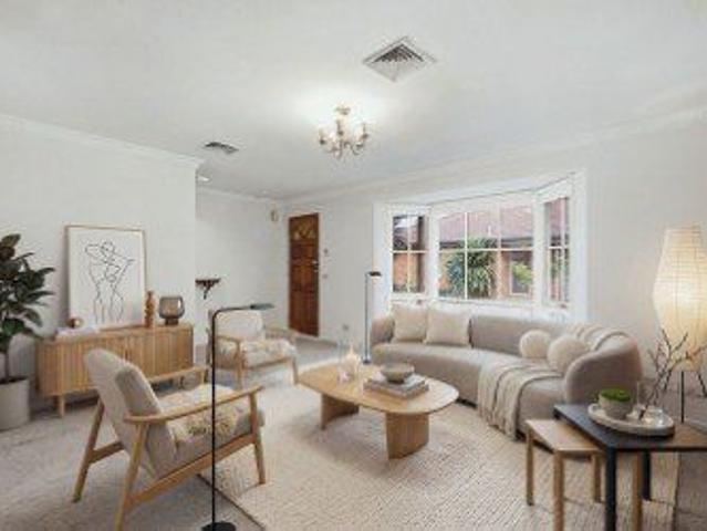 HUGE VILLA UNIT!