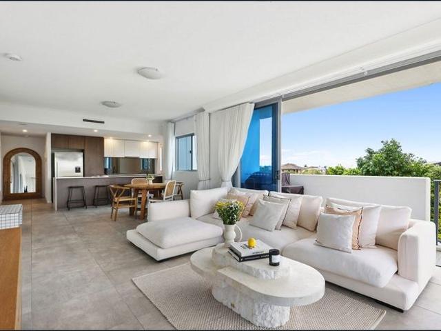 Huge 142m² Apartment | 2 Bedrooms + Flexible 3rd Room | Lake Views | 2 Cars | Resort Lifestyle