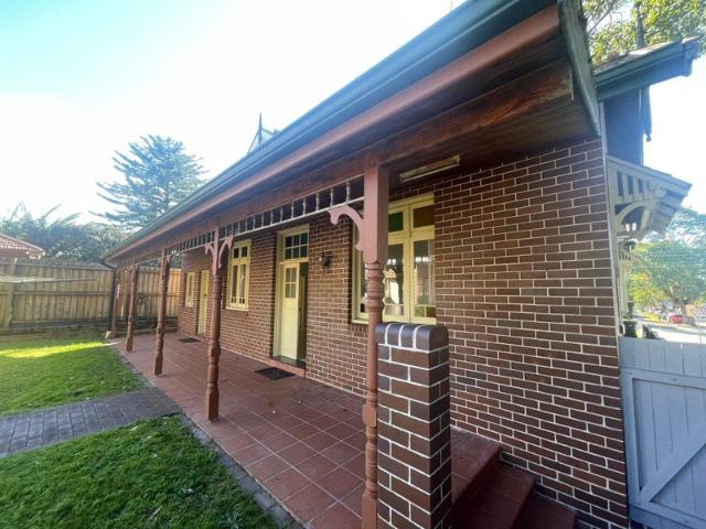HUGE 2 BEDROOM REAR HOME WITH DOUBLE LOCK GARAGE